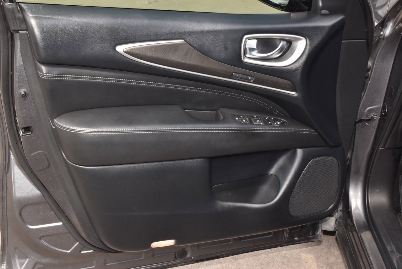 Used 2019 INFINITI QX60 Luxe w/ Essential Package FWD image 37