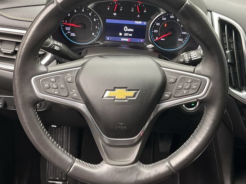 Used 2022 Chevrolet Equinox Premier AWD/4WD image 16