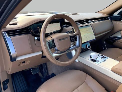 Used 2023 Land Rover Range Rover SV AWD/4WD image 18