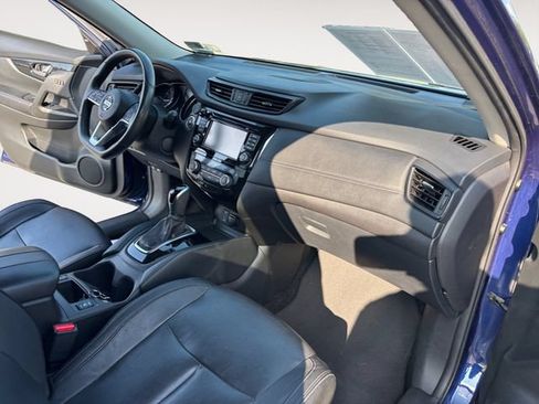 Used 2017 Nissan Rogue SL w/ SL Premium Package AWD/4WD image 10