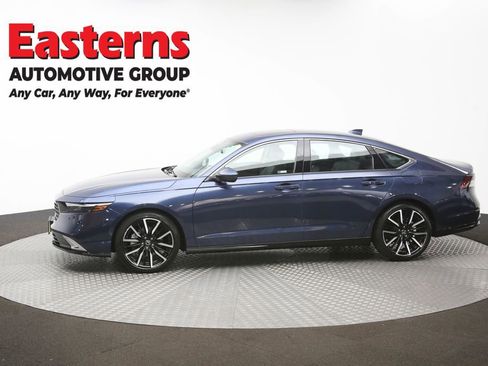 Used 2025 Honda Accord Touring image 60