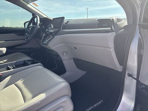 Used 2024 Honda Odyssey Touring image 24