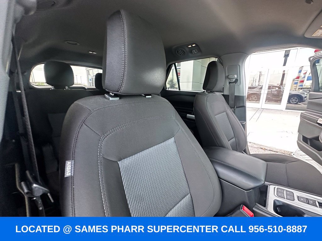 Used 2023 Ford Explorer XLT RWD image 27