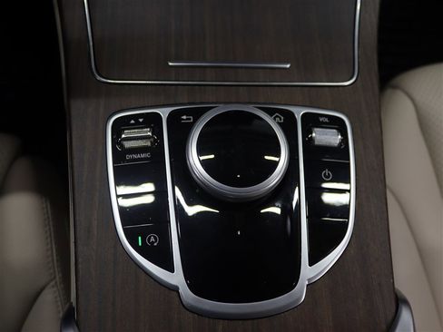 Used 2020 Mercedes-Benz C 300 4MATIC Sedan image 29
