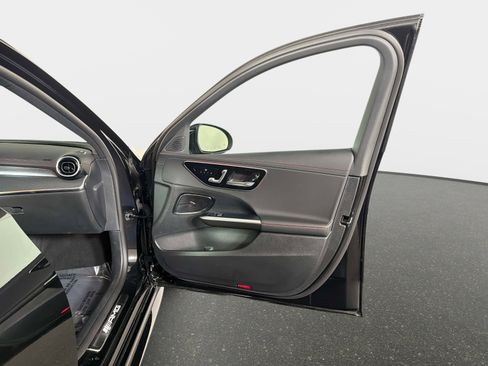 Used 2025 Mercedes-Benz C 43 AMG 4MATIC Sedan image 24
