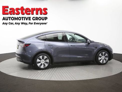 Used 2023 Tesla Model Y Long Range AWD/4WD image 40