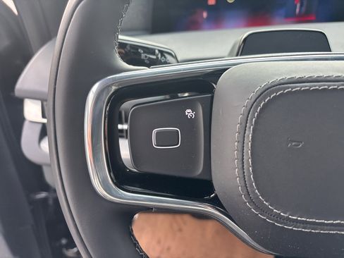 New 2026 Lincoln Navigator Reserve w/ Jet Appearance Package AWD/4WD image 16