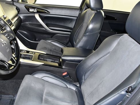 Used 2024 Mitsubishi Eclipse Cross SE AWD/4WD image 37