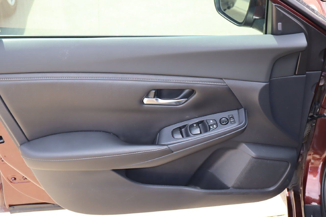 Used 2021 Nissan Sentra SV FWD image 19