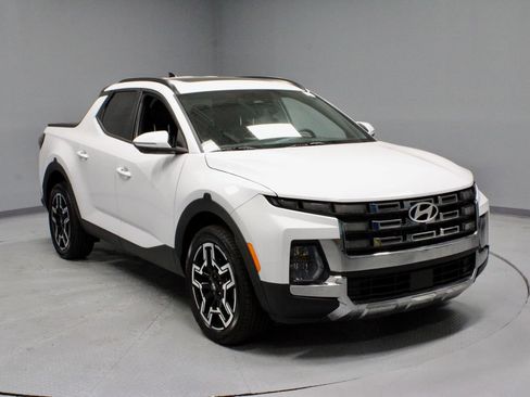 Used 2025 Hyundai Santa Cruz Limited AWD/4WD image 1
