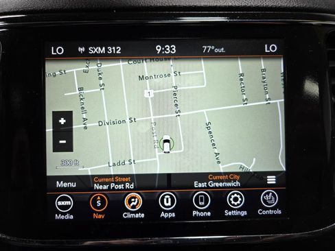 Used 2022 Jeep Grand Cherokee Limited AWD/4WD image 27