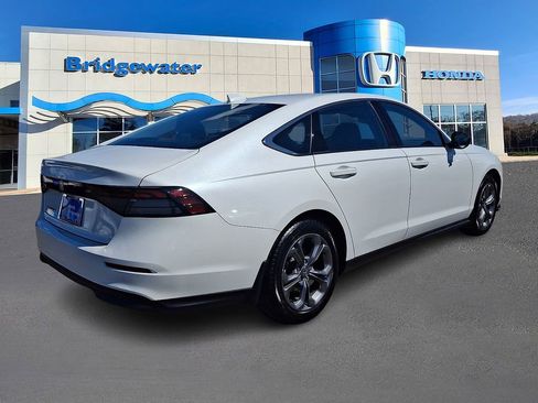 Used 2024 Honda Accord EX image 6