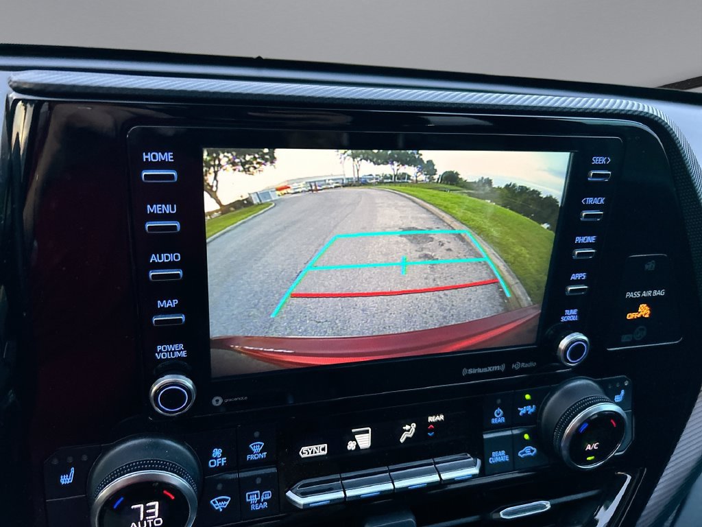 Used 2022 Toyota Highlander XSE FWD image 24