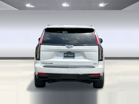 Used 2024 Cadillac Escalade ESV Sport Platinum w/ LPO, ONYX Package AWD/4WD image 10