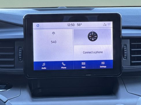 Used 2023 Ford Explorer XLT image 10