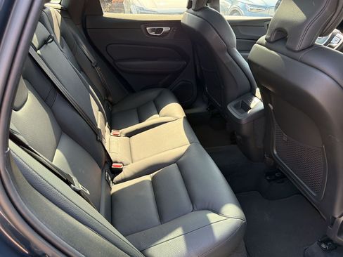 Used 2024 Volvo XC60 B5 Plus w/ Climate Package AWD/4WD image 30