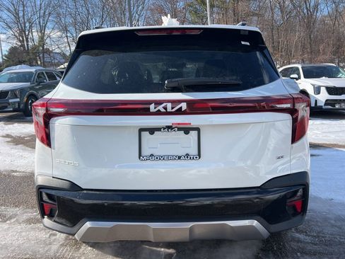 New 2026 Kia Seltos EX w/ EX Sunroof Package AWD/4WD image 3