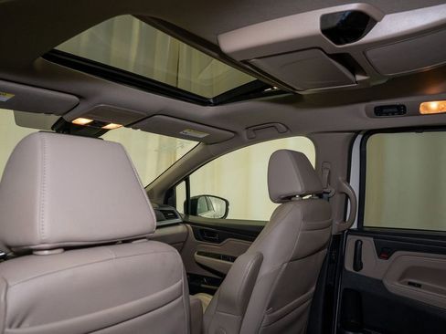 Used 2019 Honda Odyssey EX-L image 10