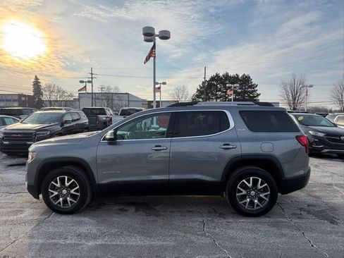 Used 2020 GMC Acadia SLE w/ Driver Convenience Package image 8