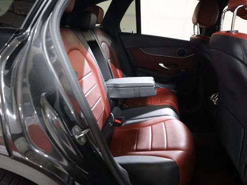 Used 2020 Mercedes-Benz GLC 300 4MATIC image 44