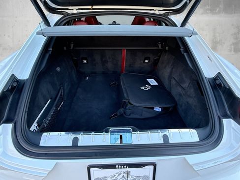 Used 2019 Porsche Panamera 4 image 27