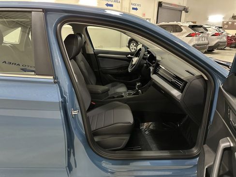 New 2026 Volkswagen Jetta SE FWD image 36