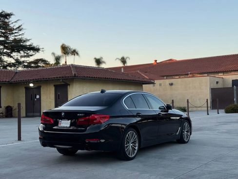 Used 2019 BMW 530i w/ Convenience Package image 6