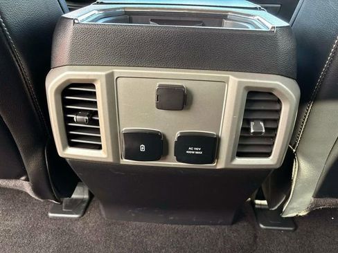 Used 2019 Ford F150 Lariat AWD/4WD image 13