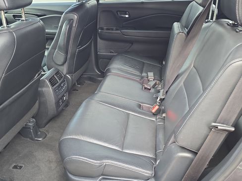 Used 2019 Honda Pilot Touring image 20