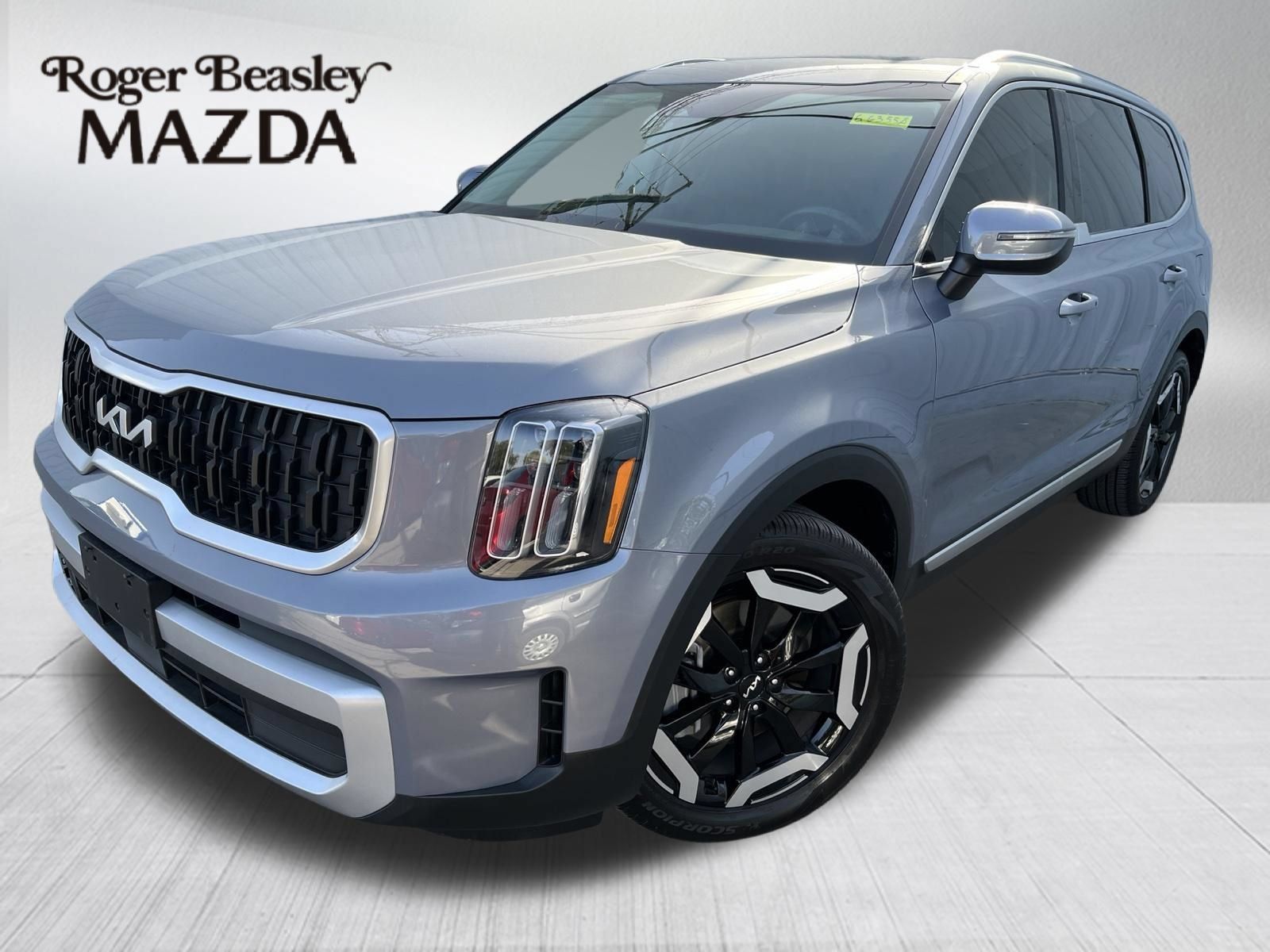 Used 2024 Kia Telluride EX w/ EX Captain's Chair Package AWD/4WD image 1