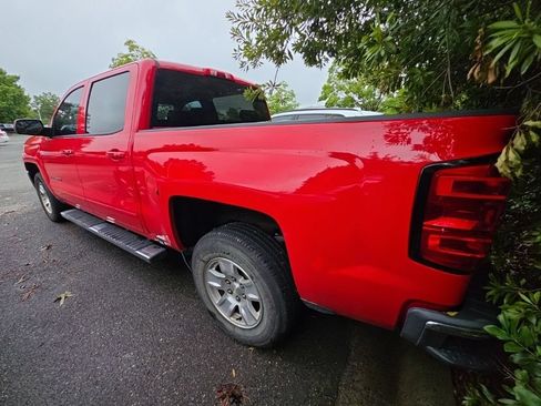 Used 2018 Chevrolet Silverado 1500 LT w/ All Star Edition RWD image 4