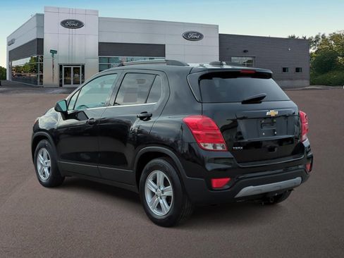 Used 2019 Chevrolet Trax LT w/ LPO, Cargo Package image 8