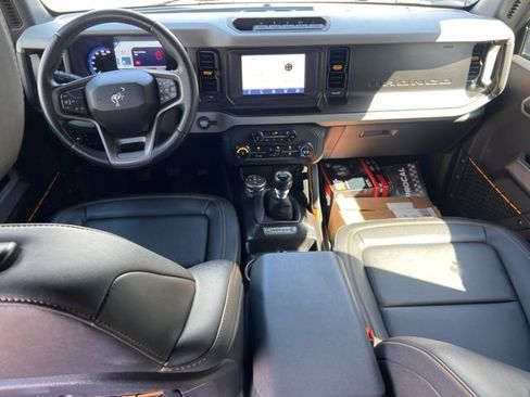 Used 2022 Ford Bronco Badlands AWD/4WD image 9