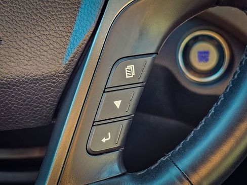 Used 2017 Hyundai Santa Fe SE w/ Cargo Package image 25