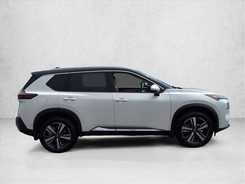 Used 2021 Nissan Rogue Platinum FWD image 9