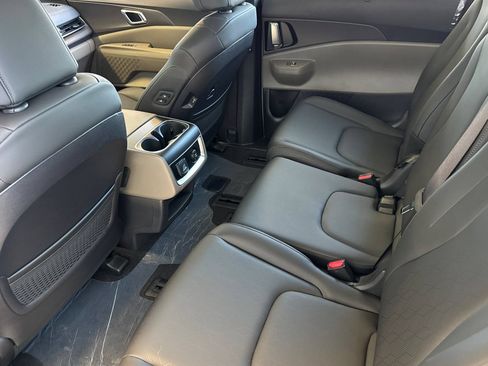 New 2026 Kia Carnival SX FWD image 12