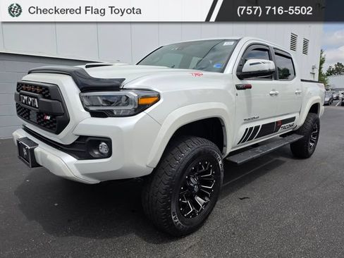 Used 2023 Toyota Tacoma TRD Sport w/ TRD Premium Sport Package AWD/4WD image 1
