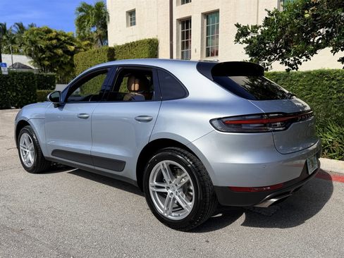 Used 2020 Porsche Macan AWD/4WD image 5