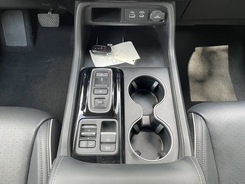 Certified 2023 Honda Pilot Elite image 20