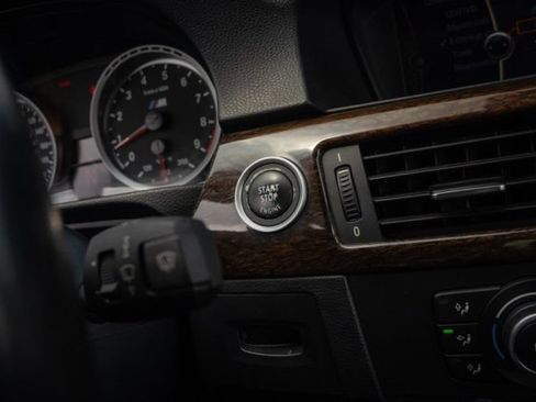 Used 2011 BMW M3 Coupe RWD image 18