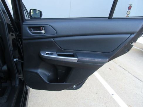 Used 2017 Subaru Crosstrek 2.0i Limited image 23