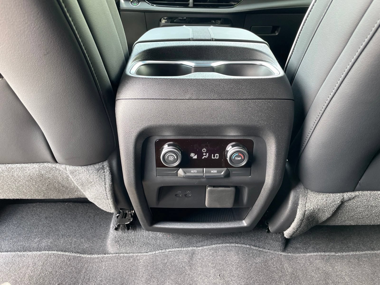 New 2026 Buick Enclave Preferred w/ Power Package FWD image 34