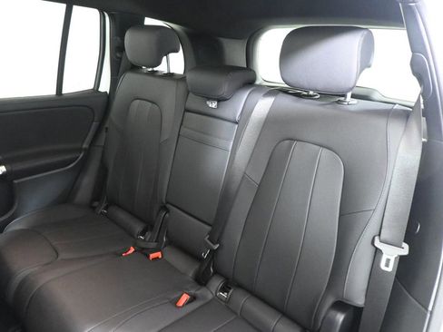 Certified 2026 Mercedes-Benz GLB 250 4MATIC image 4