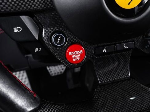 Used 2019 Ferrari GTC4Lusso AWD/4WD image 45
