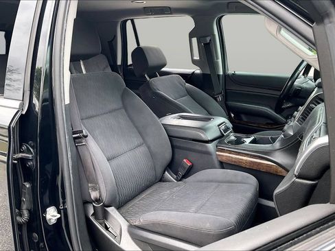Used 2019 Chevrolet Tahoe LS RWD image 7