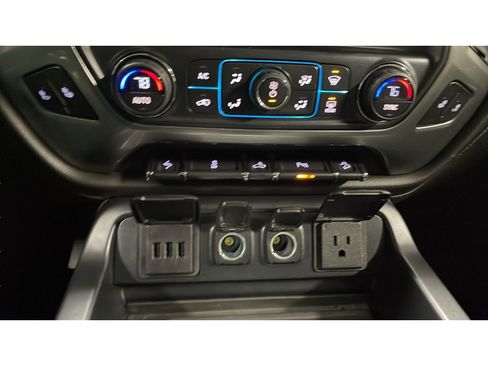 Used 2015 Chevrolet Silverado 2500 LTZ w/ LTZ Plus Package image 13