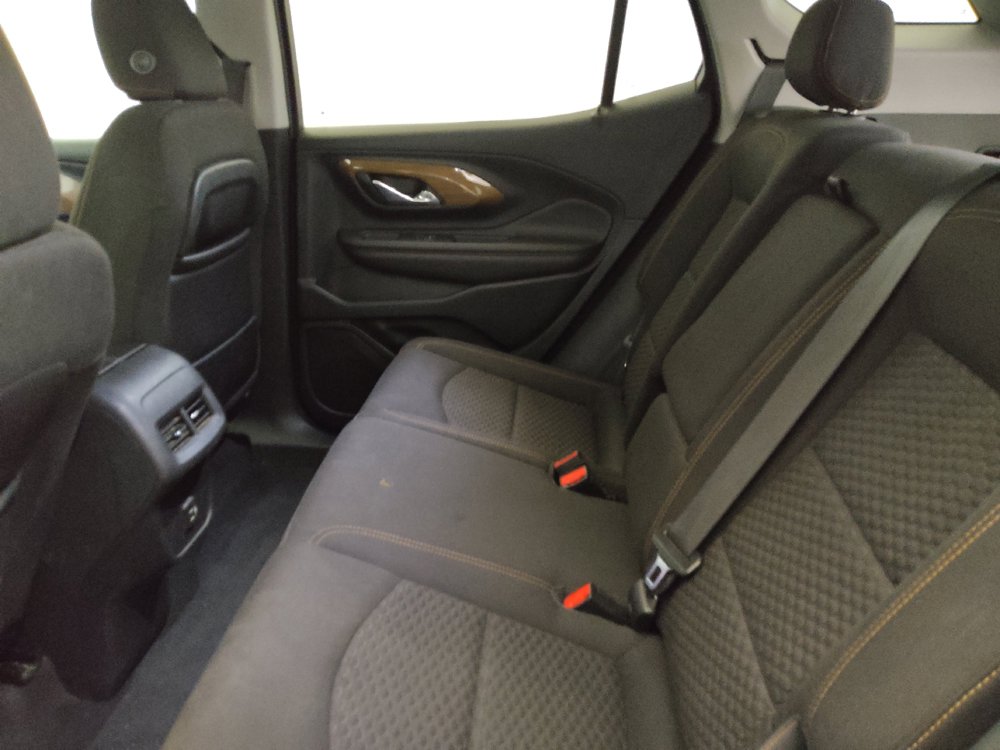 Used 2021 GMC Terrain SLE w/ LPO, Floor Liner Package AWD/4WD image 18