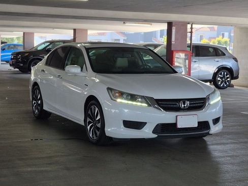 Used 2015 Honda Accord EX-L image 3