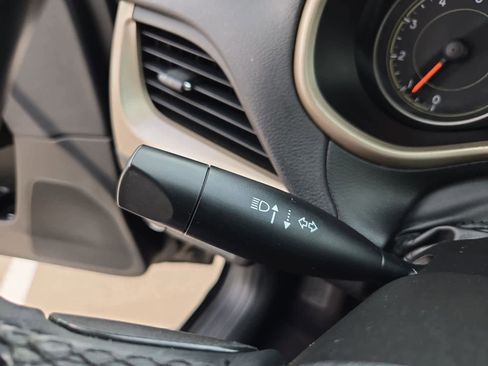 Used 2017 Jeep Cherokee Latitude image 25