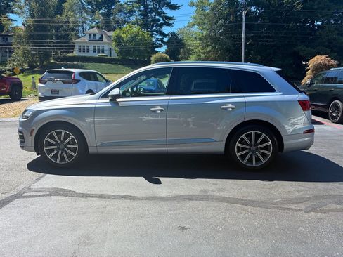 Used 2017 Audi Q7 3.0T Prestige AWD/4WD image 10